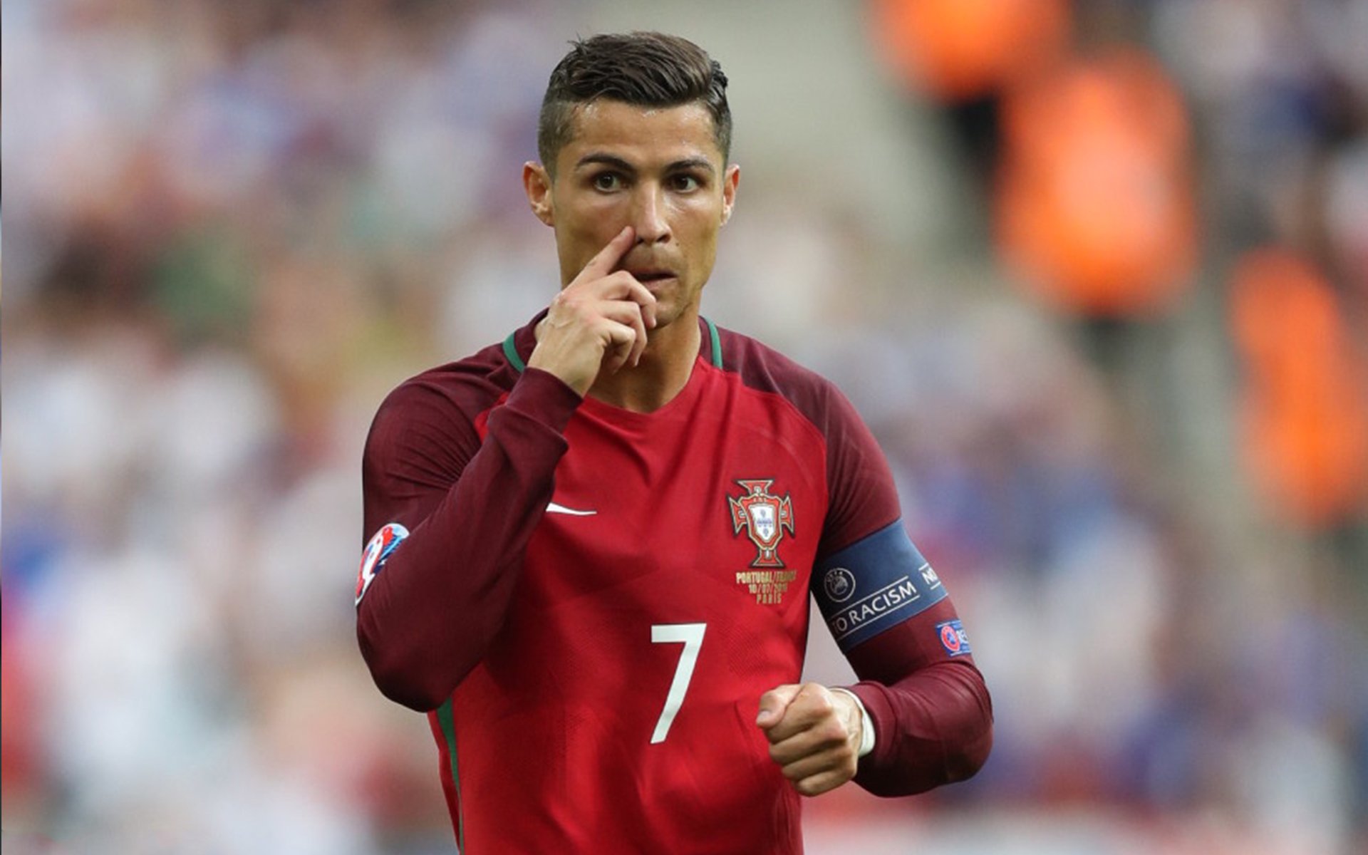 欧冠决赛：迪巴拉点球破门 罗马队史首夺大耳朵杯